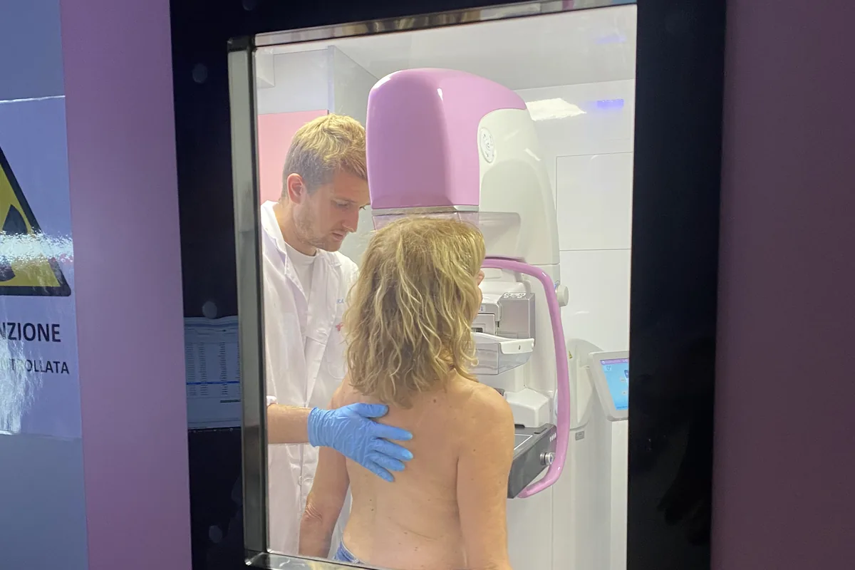 Screening mammografico alla giornata di Prevenzione Rosa a Bientina