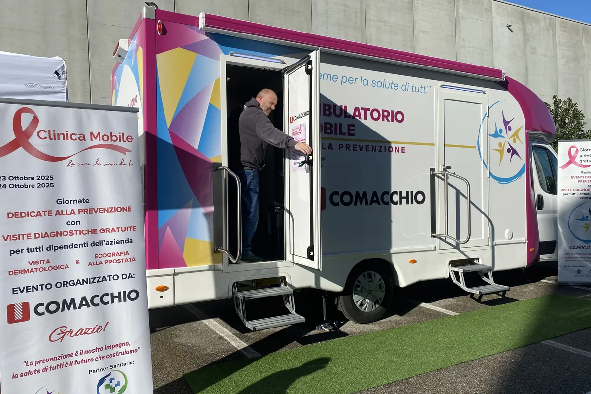 Accesso all'ambulatorio mobile per le visite dermatologiche e urologiche a Comacchio