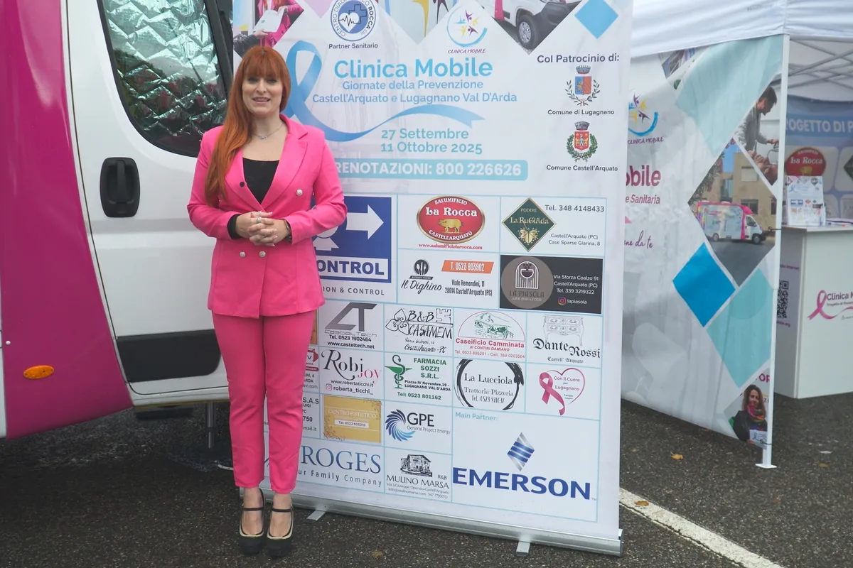 Materiali e stand della Clinica Mobile a Lugagnano