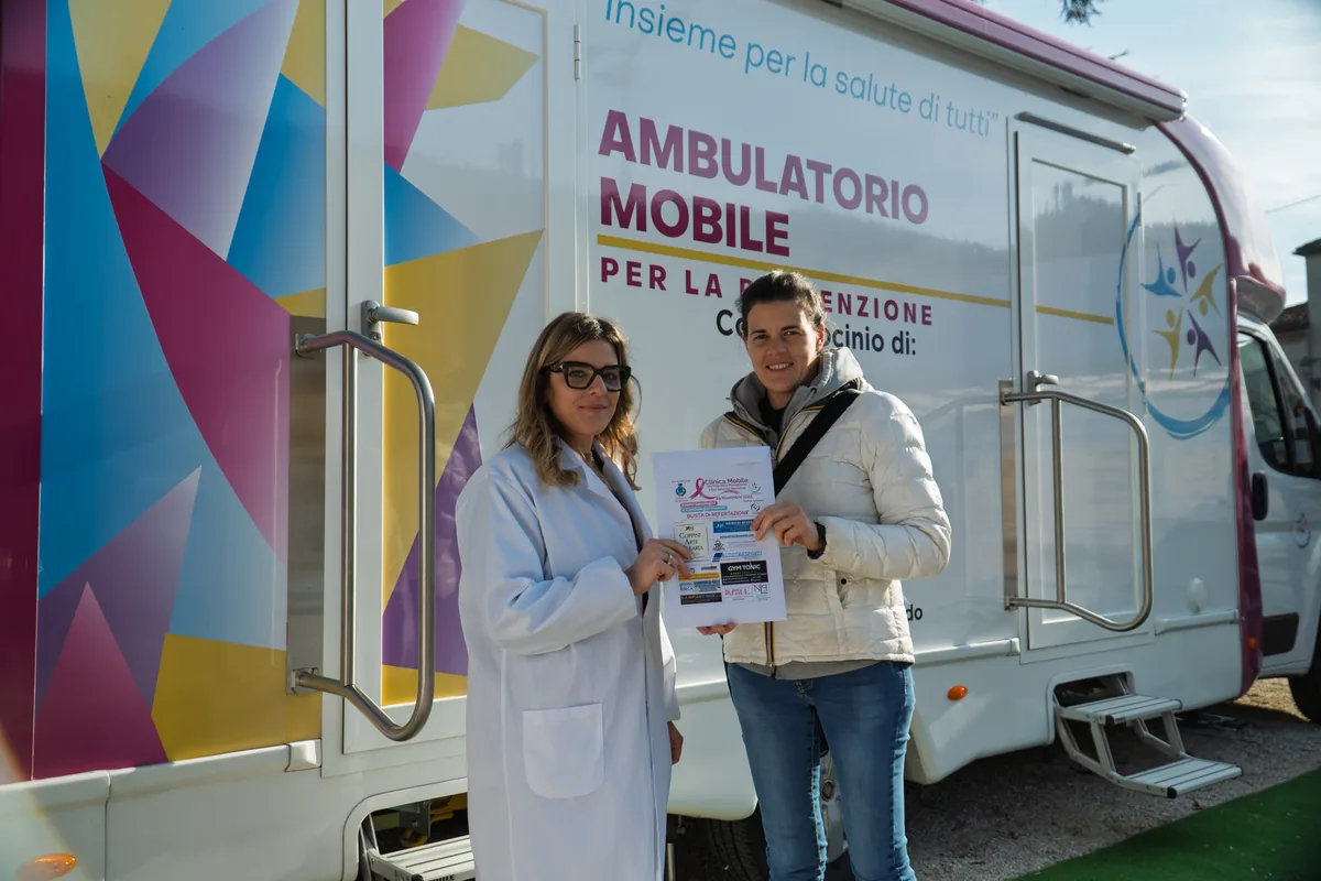 Gli stand informativi della Clinica Mobile a San Secondo Parmense