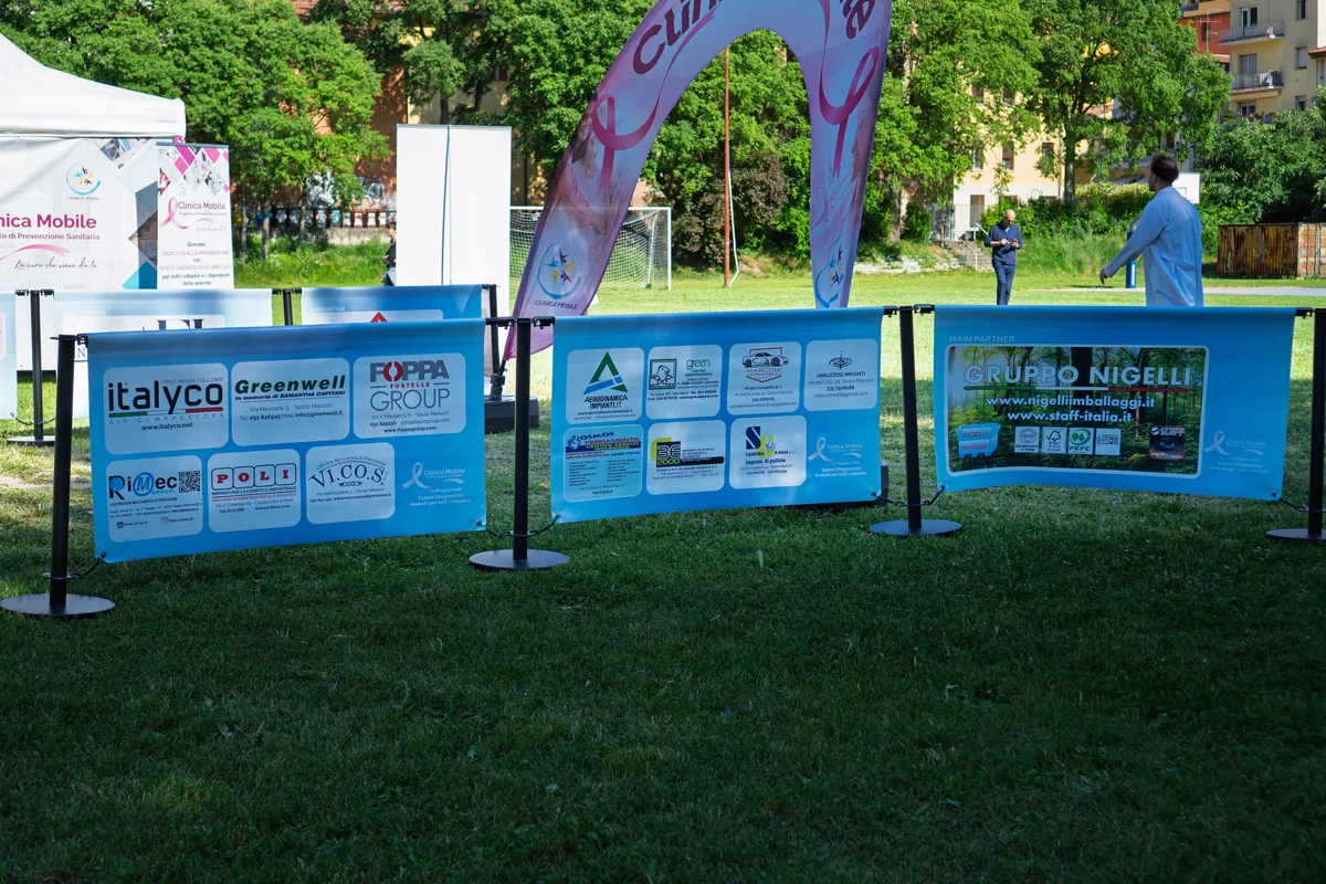 Gli stand e i gazebo della Clinica Mobile alla giornata di prevenzione a Sasso Marconi