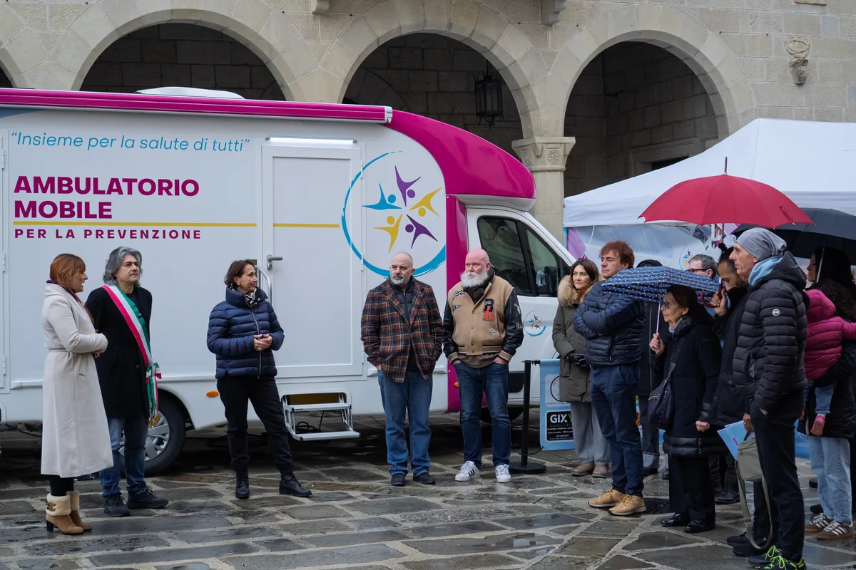 Inizio delle premiazioni dei partner a Vergato